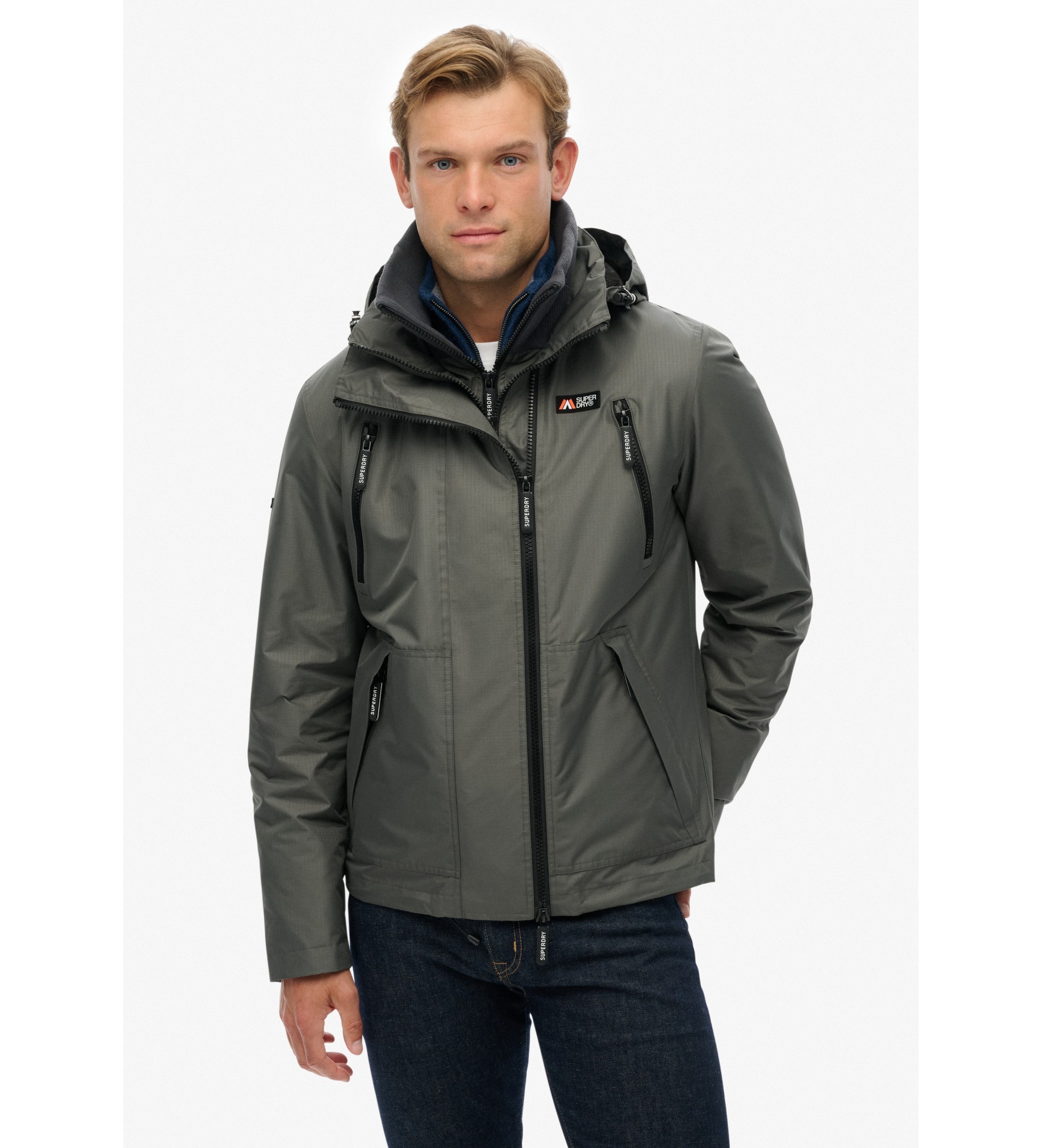 Superdry für Herren. M5012100A Graue Windschutzjacke mit Kapuze (XL), Lässig, Recyceltes Polyester, Nachhaltig