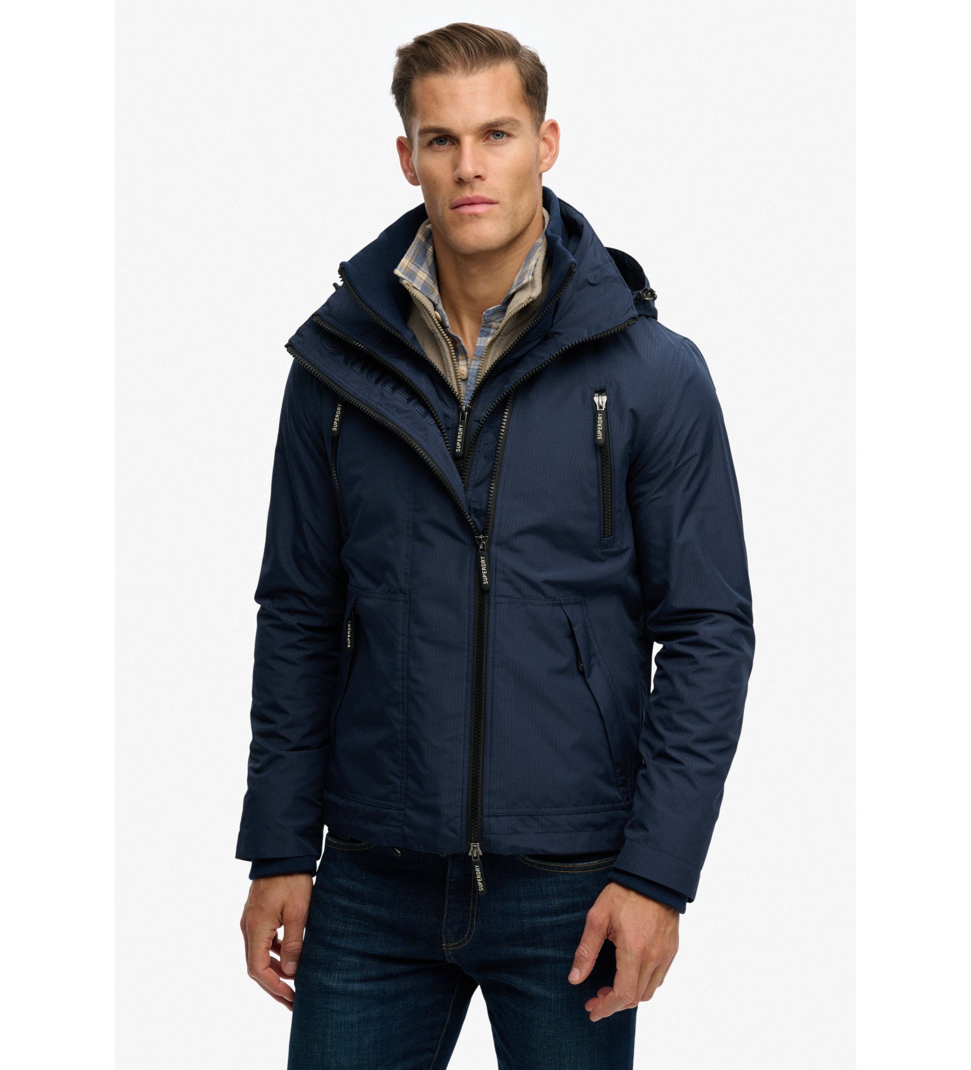 Superdry für Herren. M5012334A Jacke Mtn Windbreaker navy (L), Lässig, Recyceltes Polyester, Marine