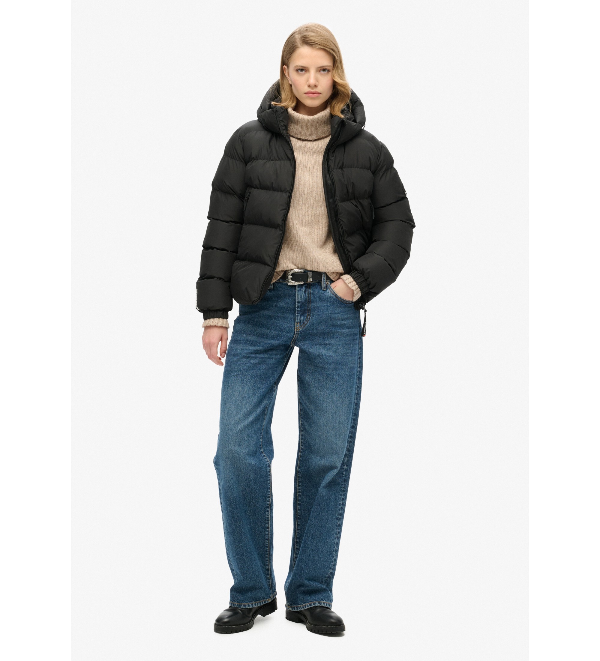 Superdry für Damen. W5011721A Puffersportjacke schwarz (M), Lässig, Recyceltes Polyester, Nachhaltig