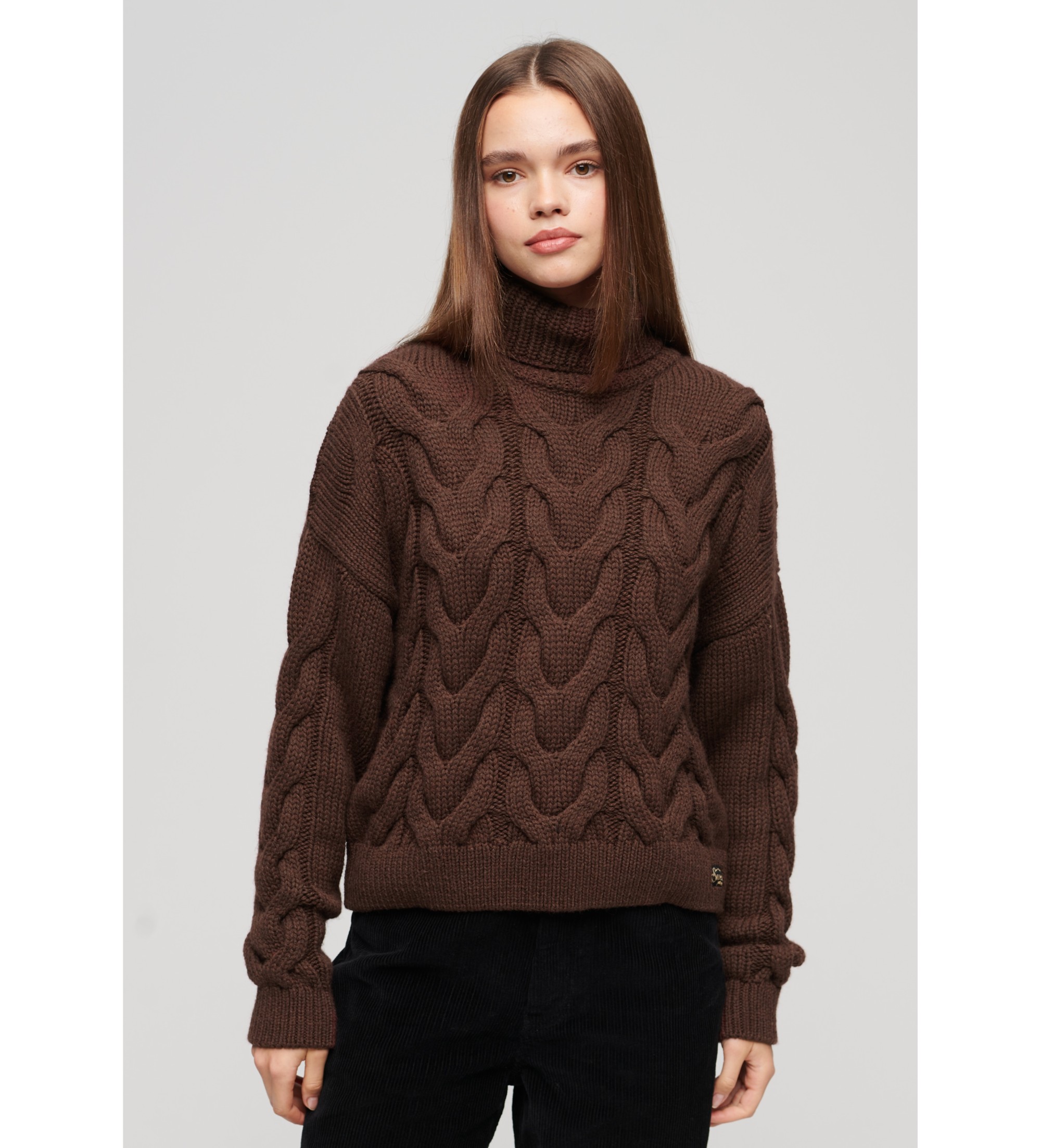 Superdry für Damen. W6110546A Geflochtener Strickpullover mit braunem Polokragen (XL), Lässig, Acryl, Langarm