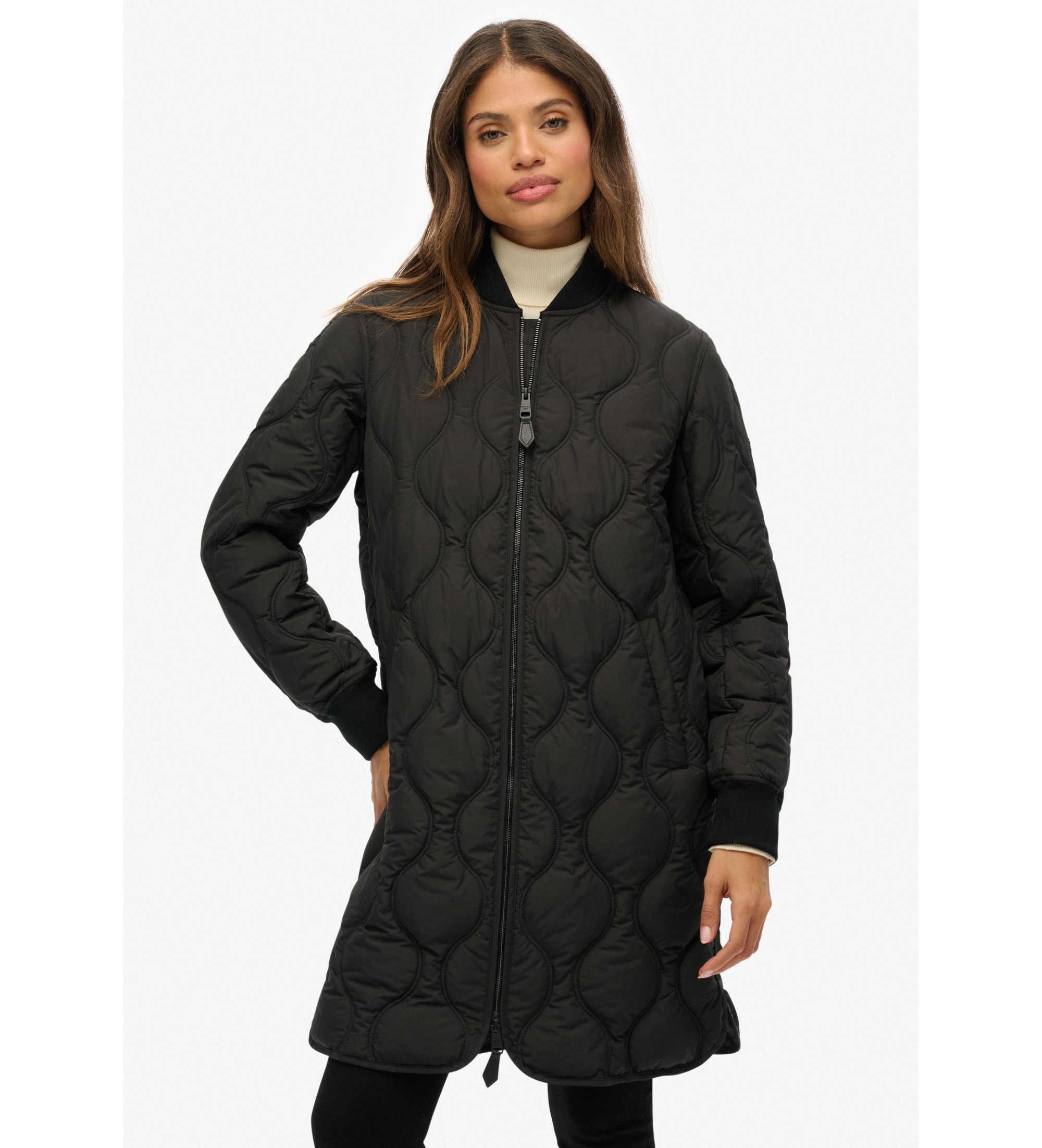 Superdry für Damen. W5011932A Lange gesteppte Innenjacke schwarz (M), Lässig, Polyester