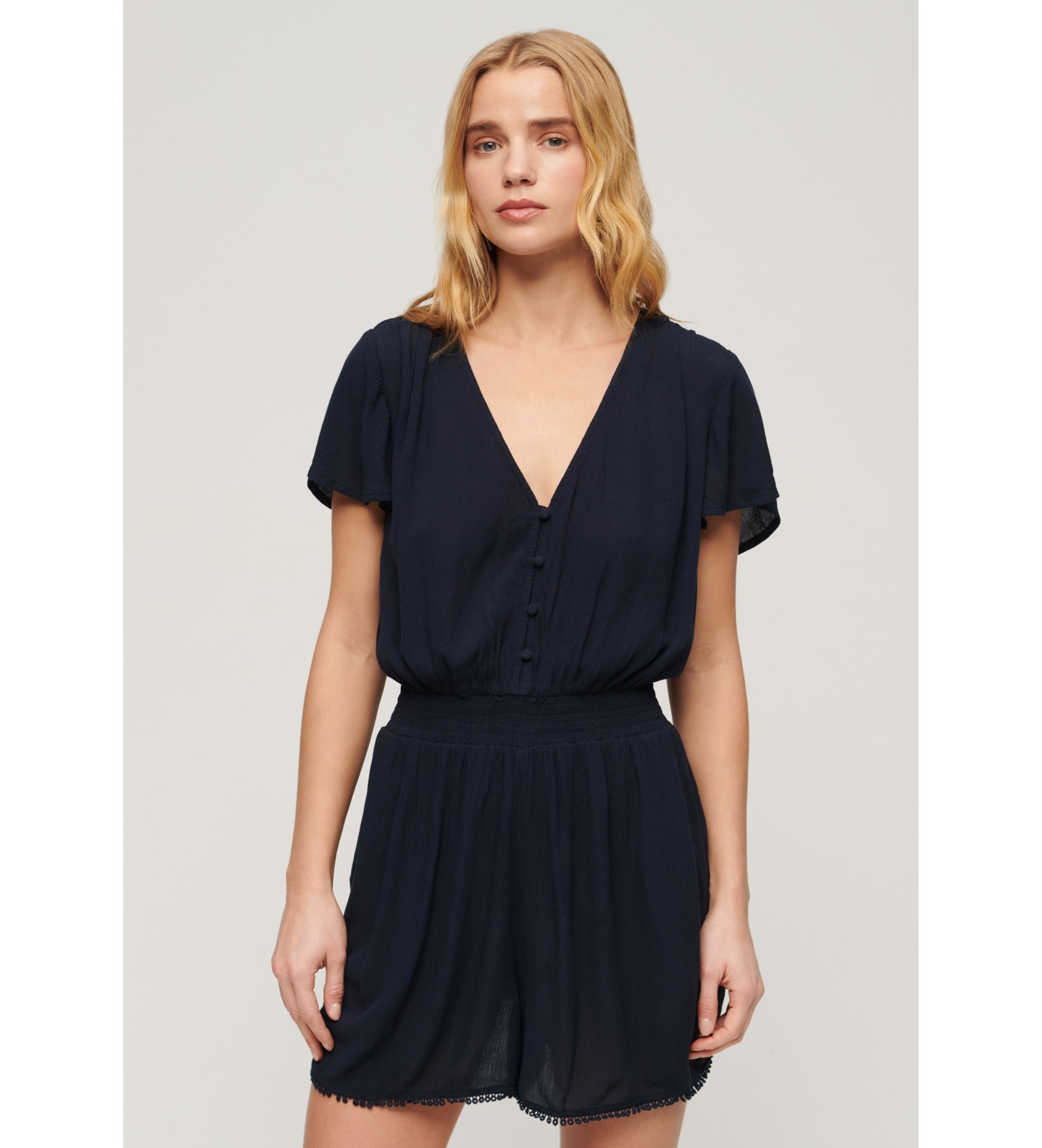 Superdry für Damen. W8011667A Kurzärmeliger marineblauer Strand-Overall (M), Lässig, Viskose, Kurzarm
