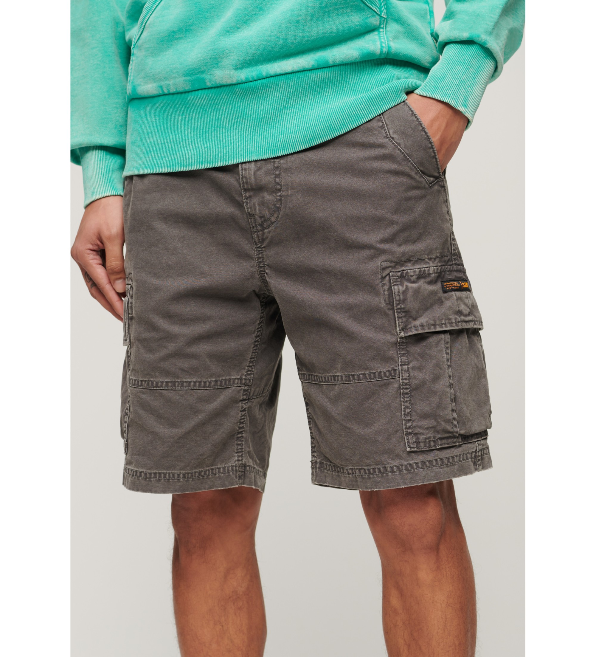 Superdry für Herren. M7110434A Cargo-Shorts Schweres Grau (30), Lässig, Baumwolle