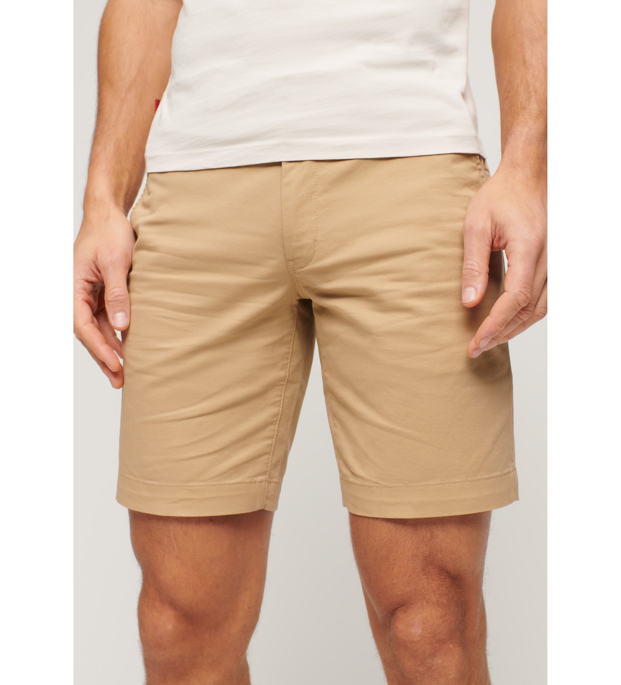 Superdry für Herren. M7110422A Beigefarbene Stretch-Chino-Shorts (32), Lässig, Baumwolle