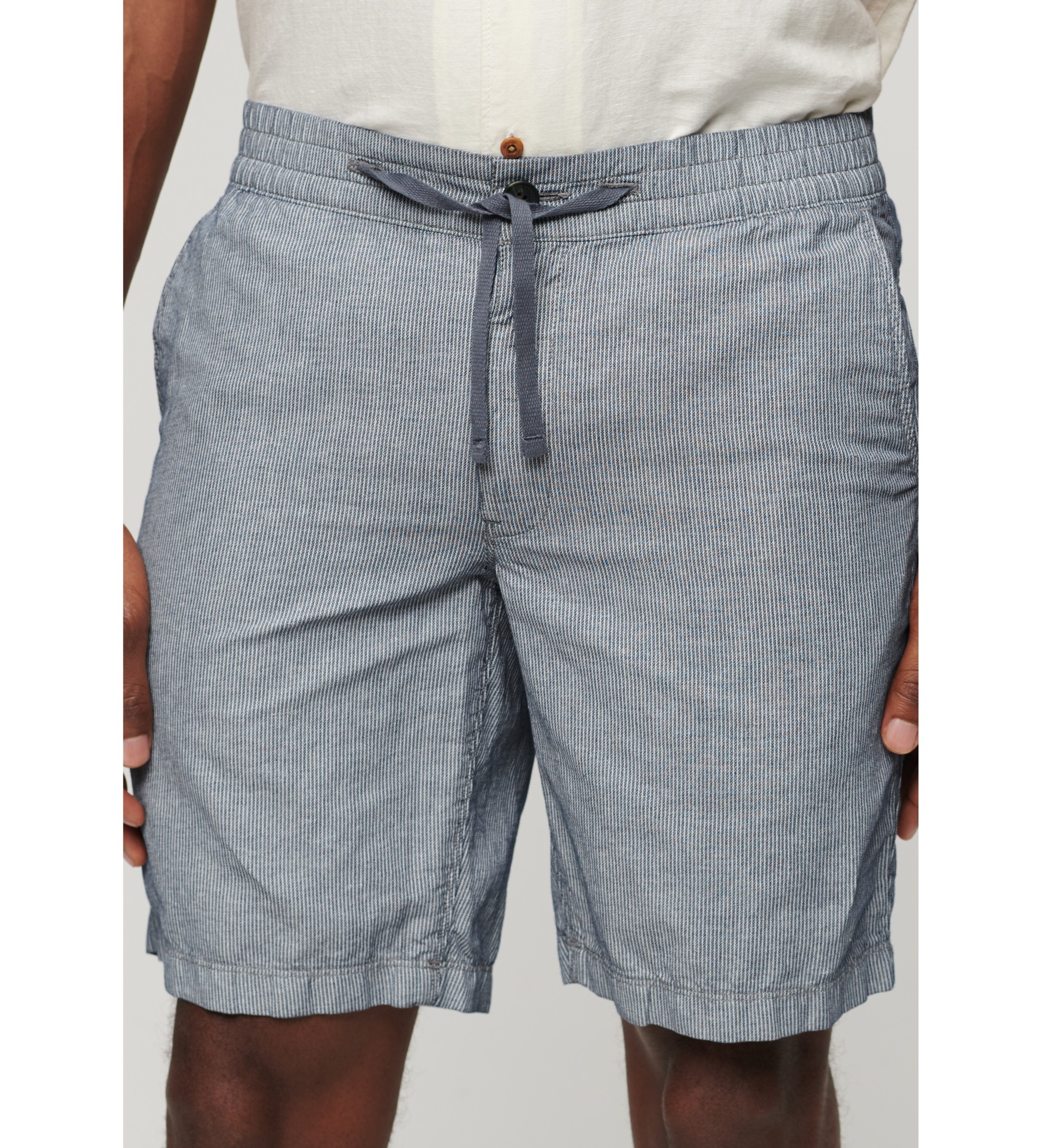 Superdry für Herren. M7110423A Marineblaue Leinenshorts (S), Lässig