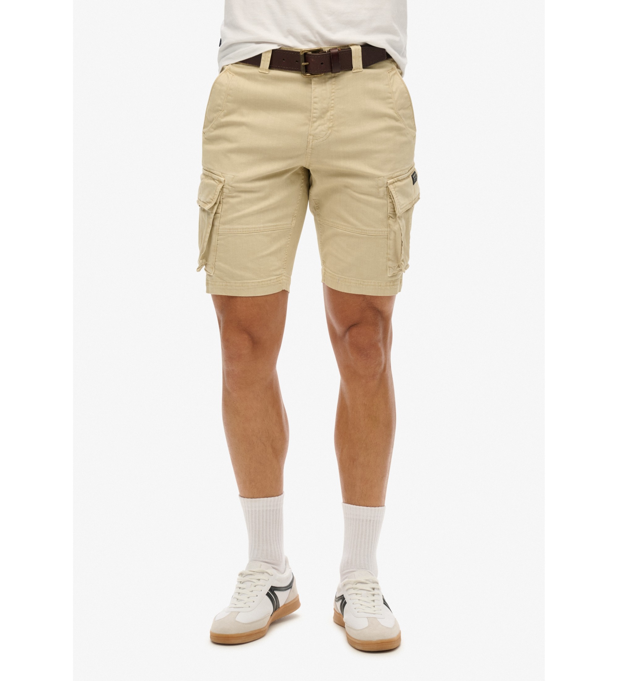 Superdry für Herren. M7110433A Core beige Shorts (30), Lässig, Baumwolle