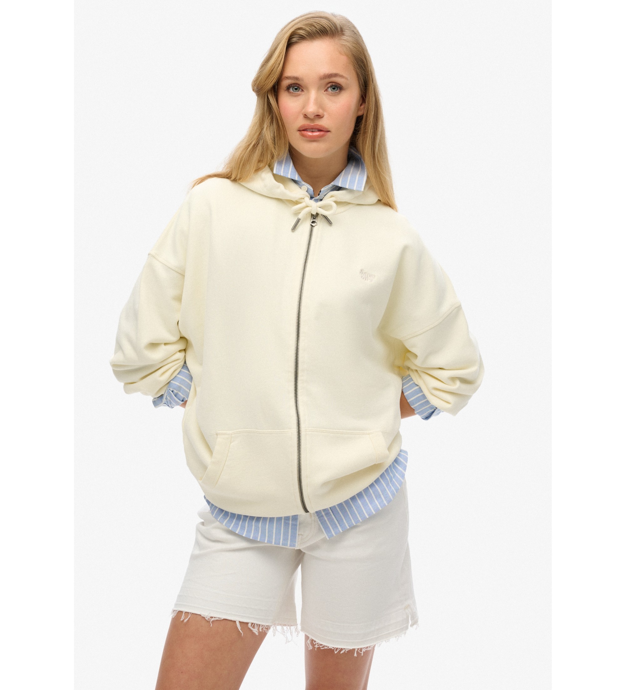 Superdry für Damen. W2012350A Studios weißes Sweatshirt mit Reißverschluss (S), Lässig, Recyceltes Polyester, Nachhaltig