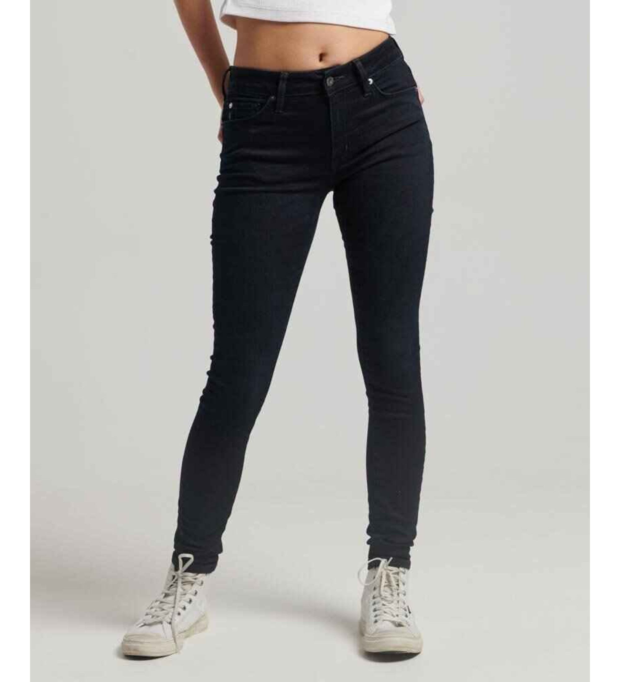 Superdry für Damen. W7010798A Vintage Jeans schwarz (26/32), Lässig, Denim, Bio-Baumwolle, Nachhaltig