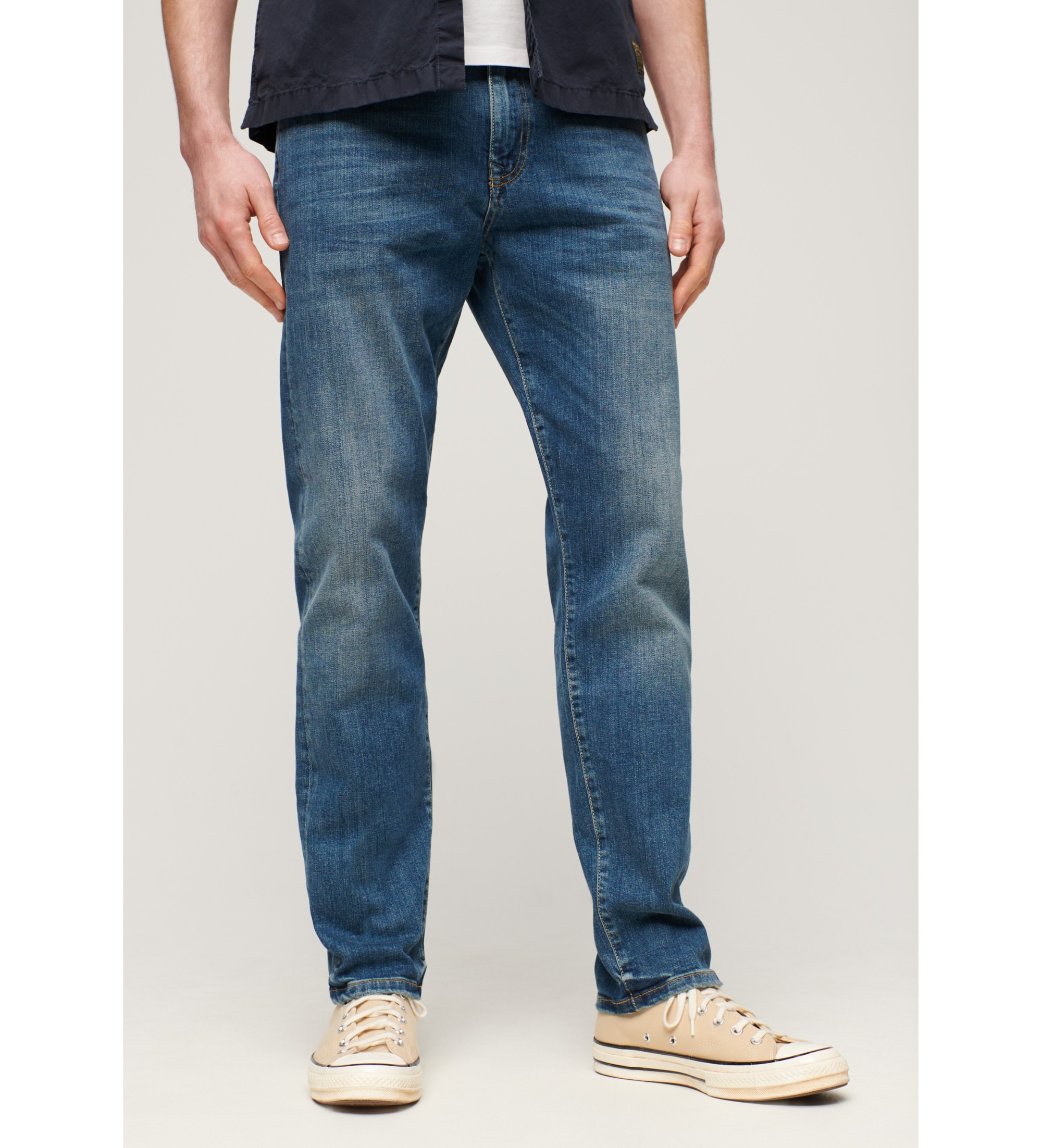 Superdry für Herren. M7010887A Blaue Jeans mit gerader Passform im Vintage-Look (28/32), Lässig, Baumwolle, Denim, Bio-Baumwolle, Nachhaltig