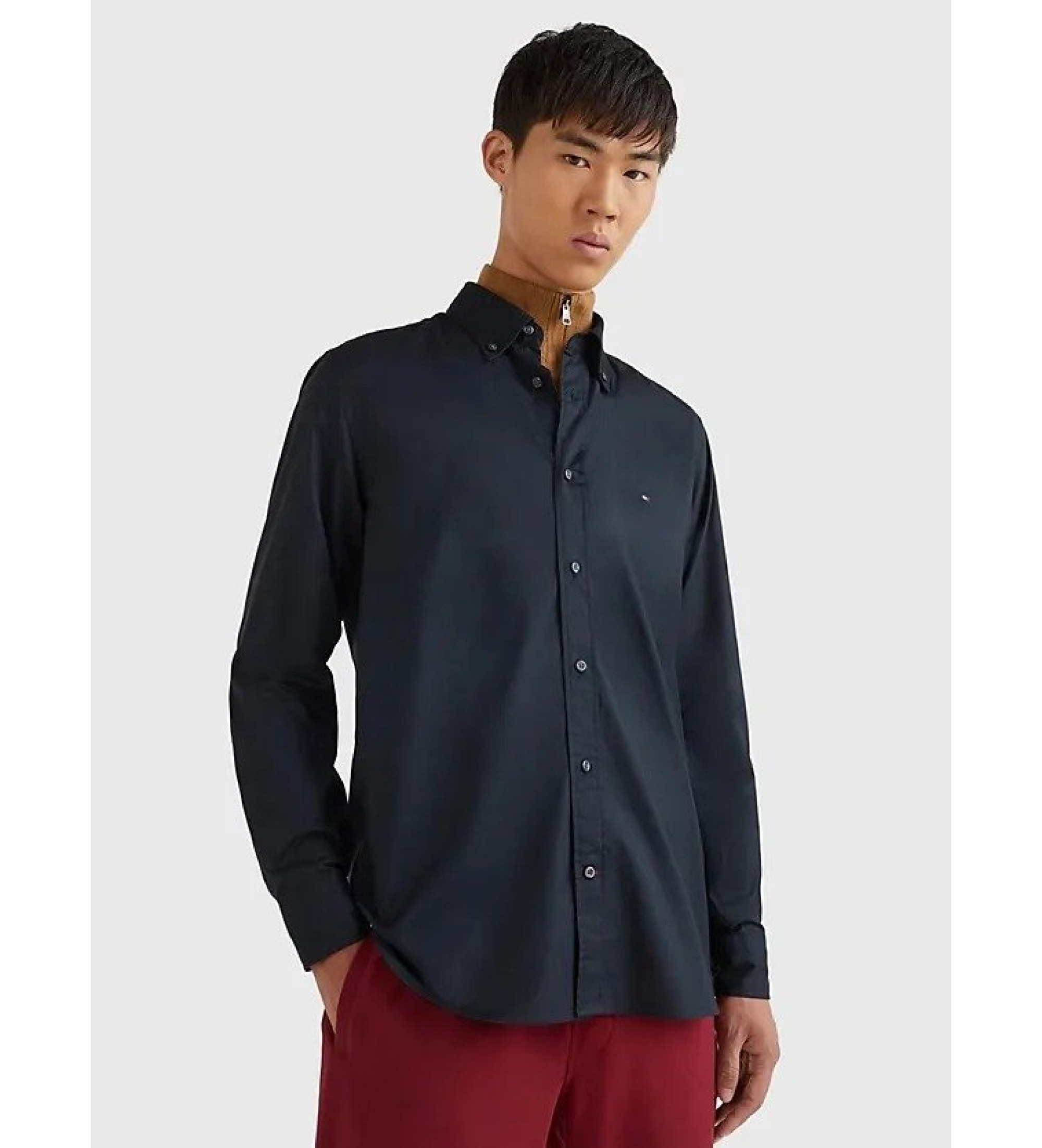 Tommy Hilfiger für Herren. MW0MW25035 TH Flex Hemd aus Baumwollpopeline schwarz (XS), Lässig, Party, Langarm, Bio-Baumwolle, Nachhaltig
