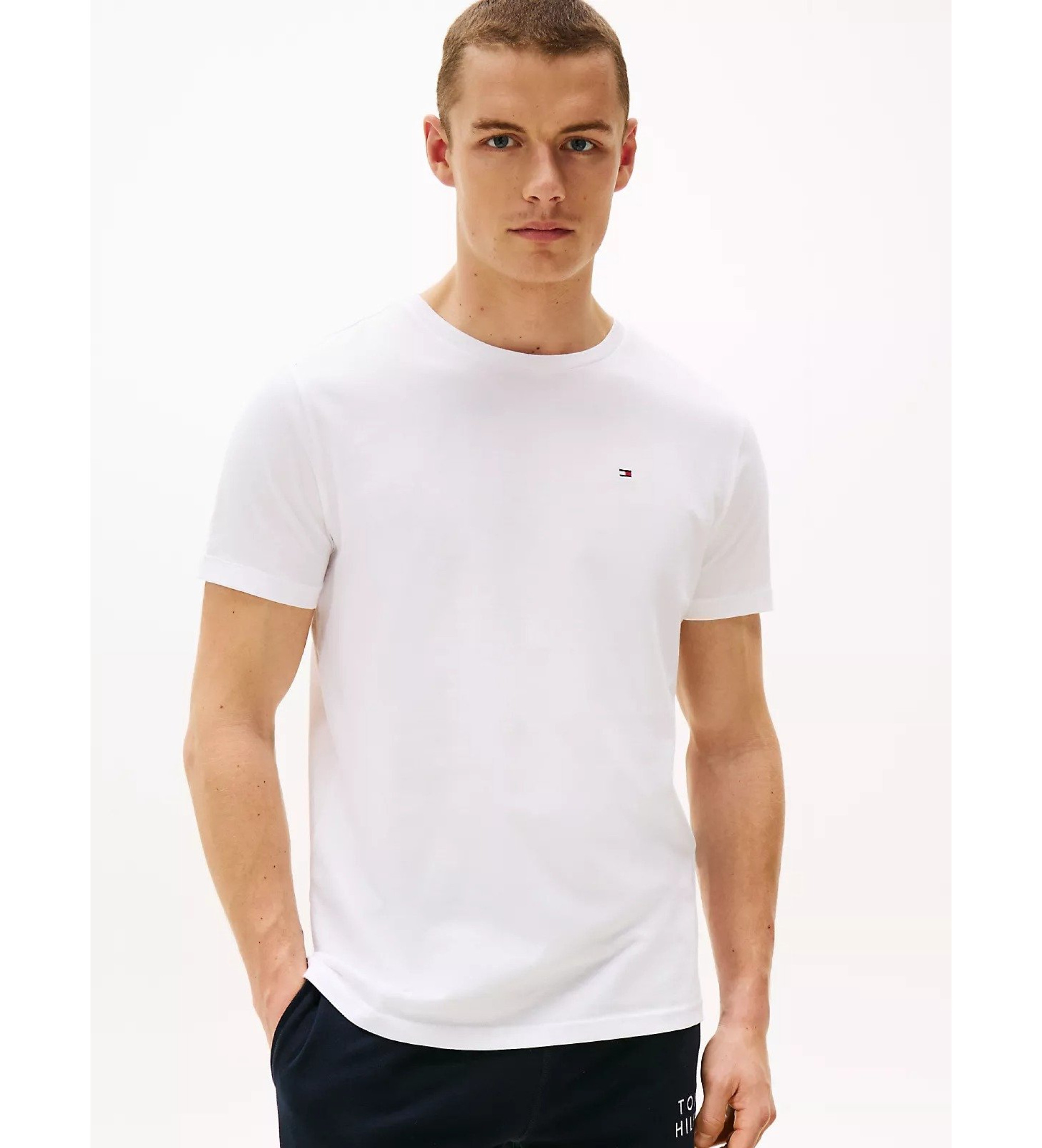 Tommy Hilfigervoor mannen. 2S87904671 T-shirt van biologisch katoen wit (S), Casual, Korte mouwen, Duurzaam