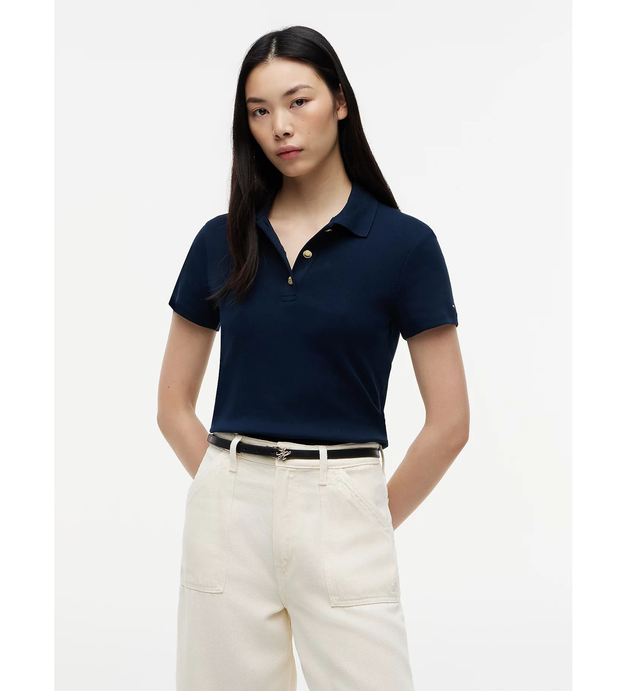 Tommy Hilfiger für Damen. WW0WW49252 Schmal geschnittenes Poloshirt mit marinegoldenen Knöpfen (M), Lässig, Baumwolle, Kurzarm