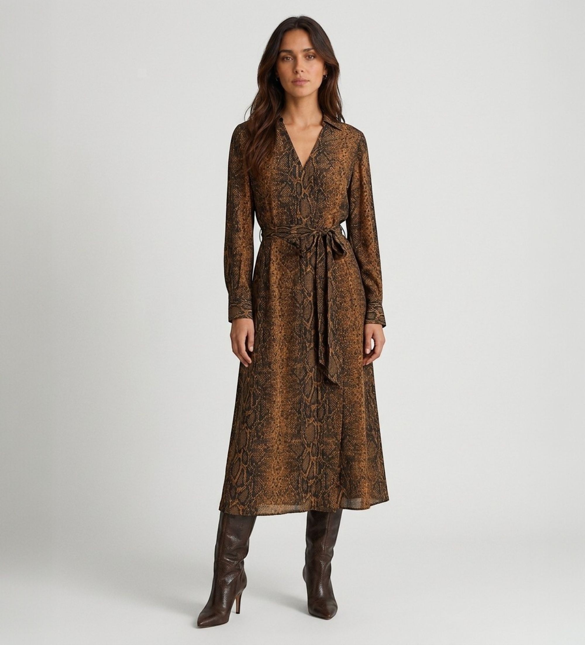 Twinset für Damen. 262TT2600 Langes Kleid mit braunem Pythonprint (40), Lässig, Tierdruck, Viskose, Langarm