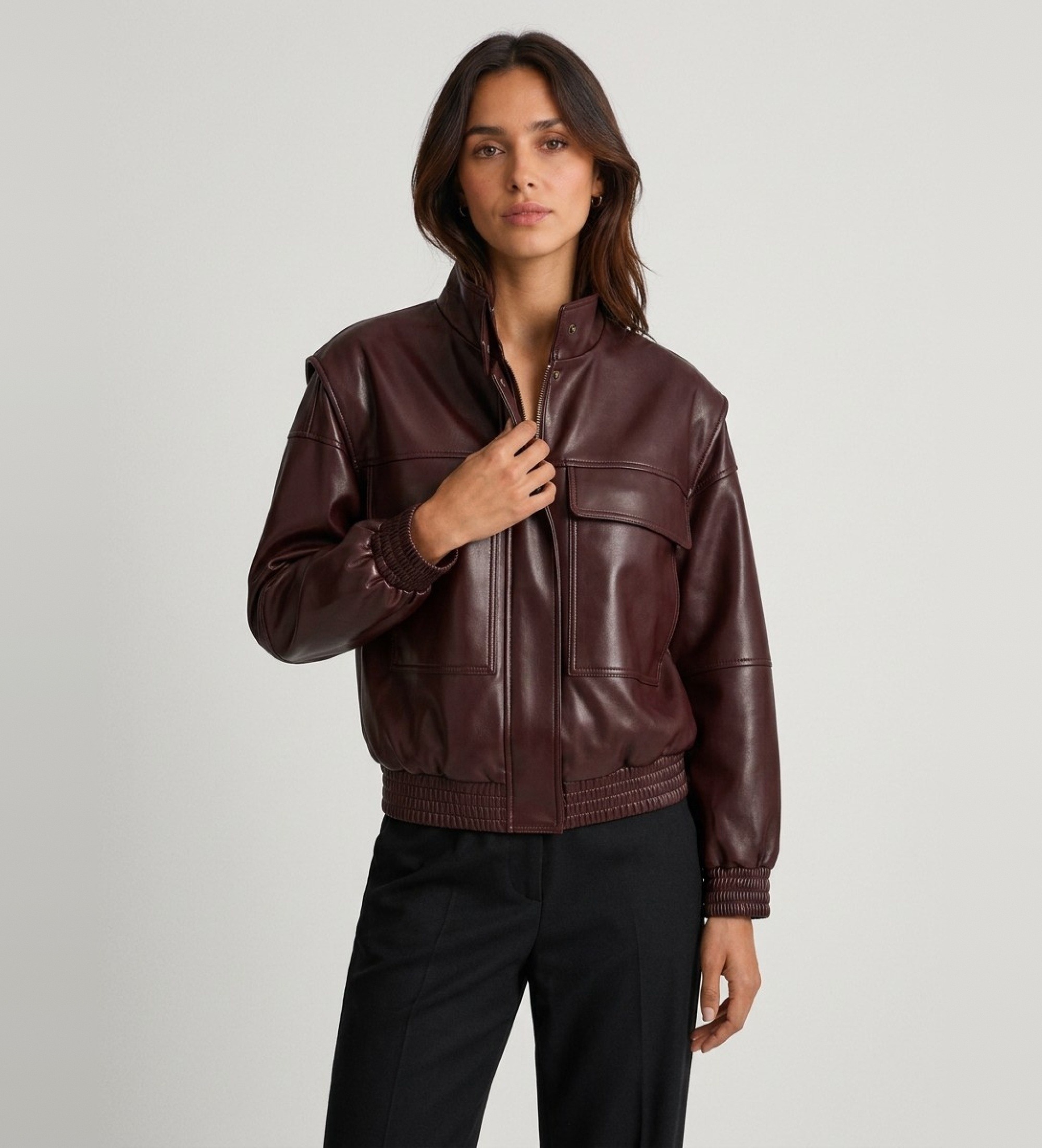 Twinset für Damen. 262TT2060 Bomberjacke mit Lederoptik und Taschen, bordeauxrot (40), Lässig, Kastanienbraun, Polyester