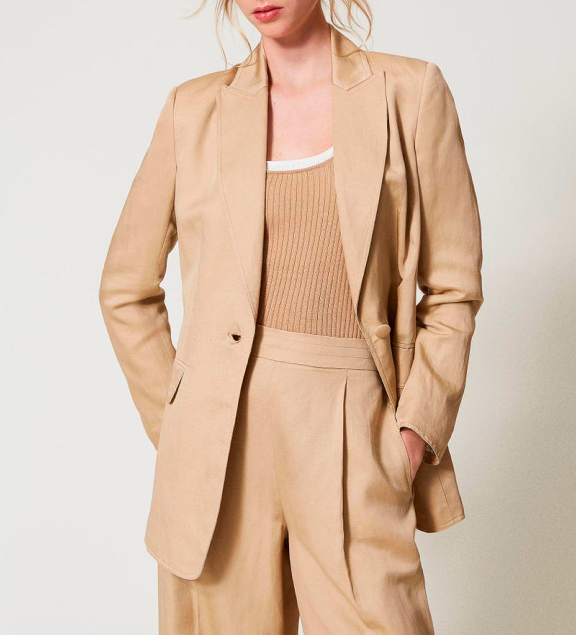 Twinset für Damen. 251TE2140 Einreihige Jacke aus beigem Leinenmischgewebe (44), Lässig, Langarm, Lyocell