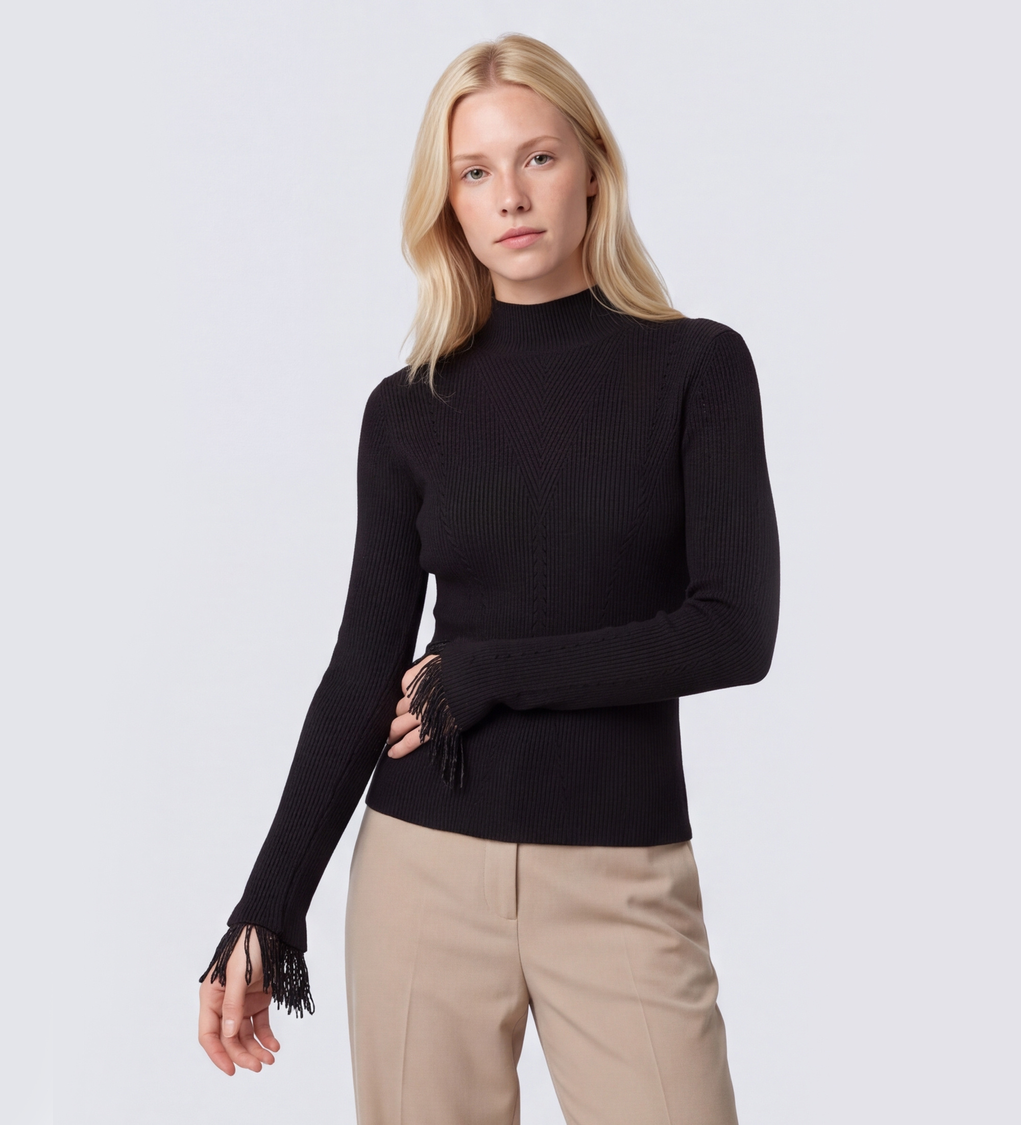 Twinsetvoor vrouwen. 262TT3080 Coltrui met zwart borduurwerk (S), Casual, Viscose, Lange mouwen