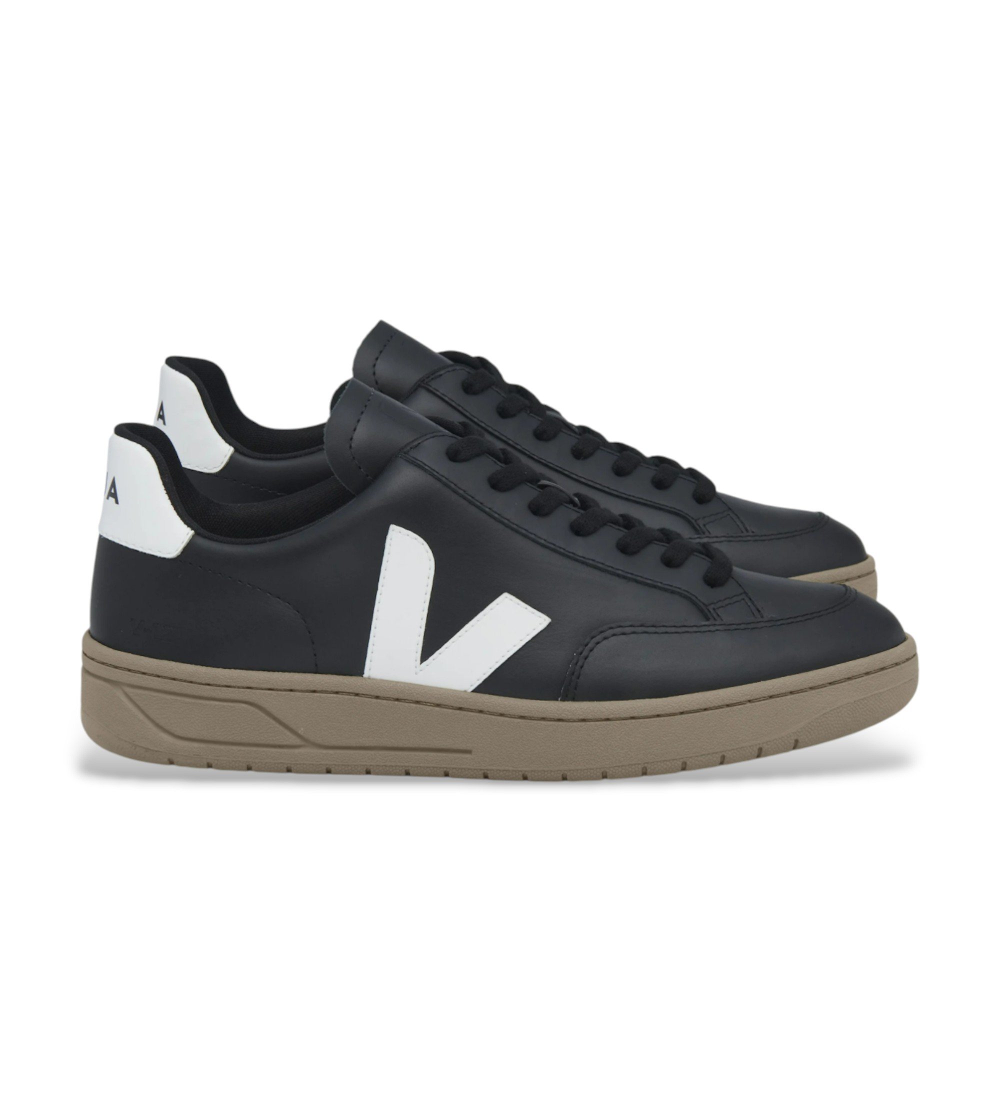 VEJA für Herren. XD0203638 Schuhe V-12 schwarz (43), Wohnung, Schnürsenkel, Lässig, Recyceltes Polyester, Nachhaltig