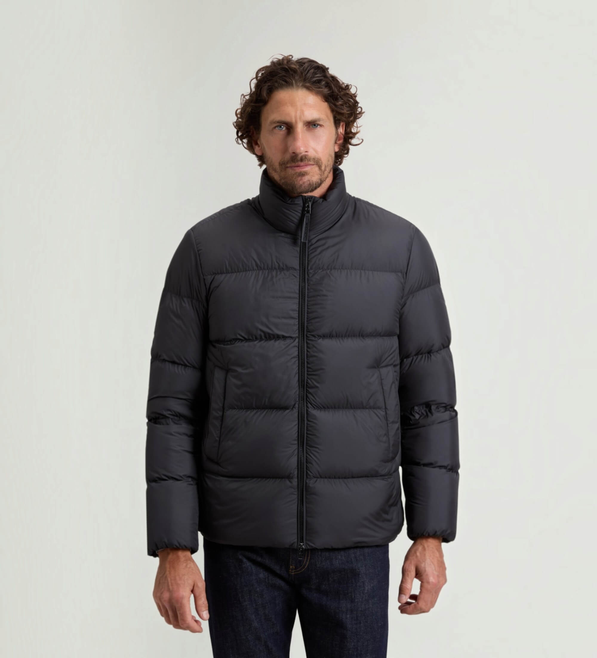 Woolrichvoor mannen. CFWOOU2086MBUT2635 Zwarte Cloud Eagle jas (S), Casual, Polyester