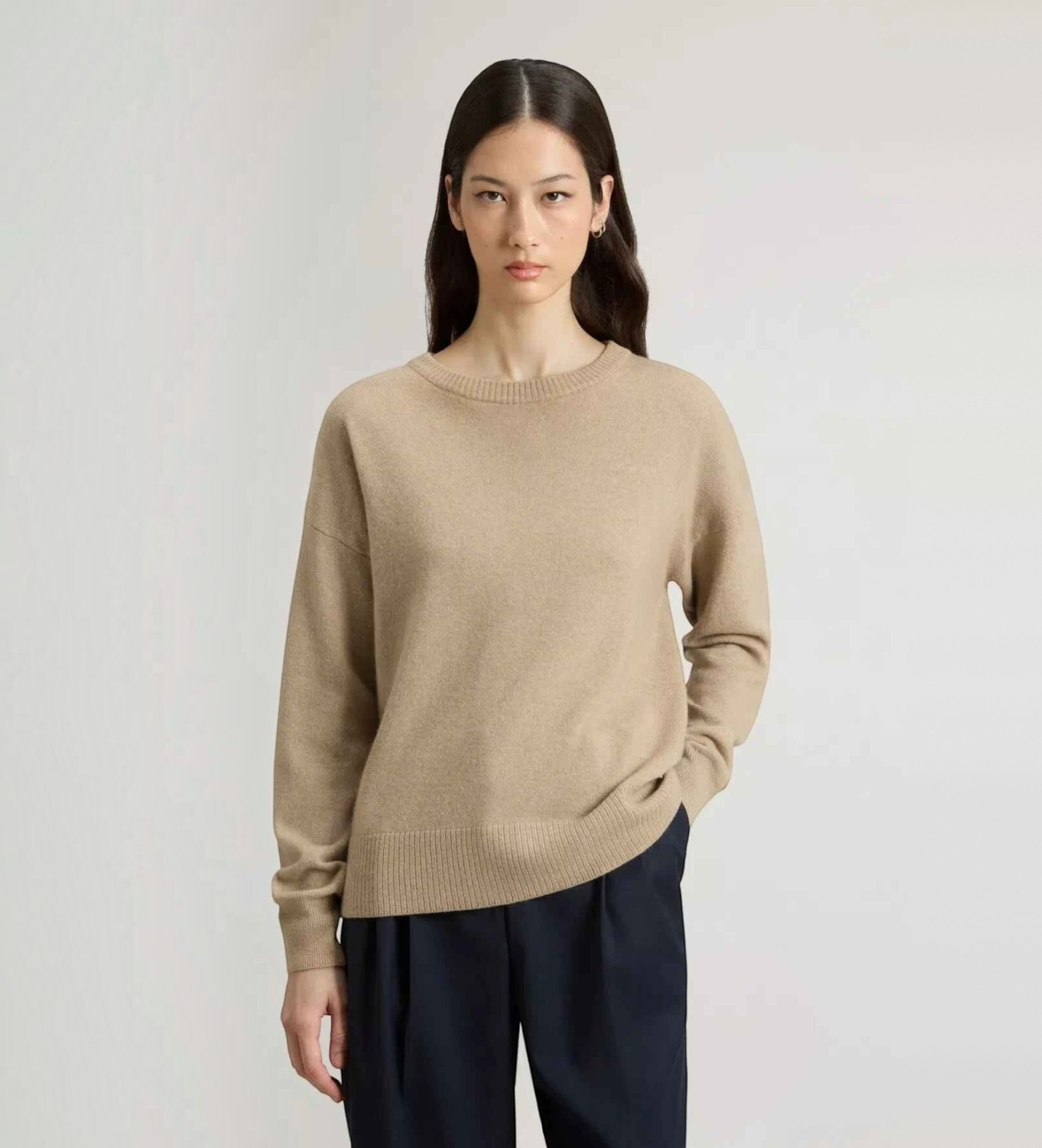 Woolrich für Damen. CFWWKN2025FRUF5067 Pullover mit Rundhalsausschnitt aus beiger Mischung (M), Lässig, Wolle