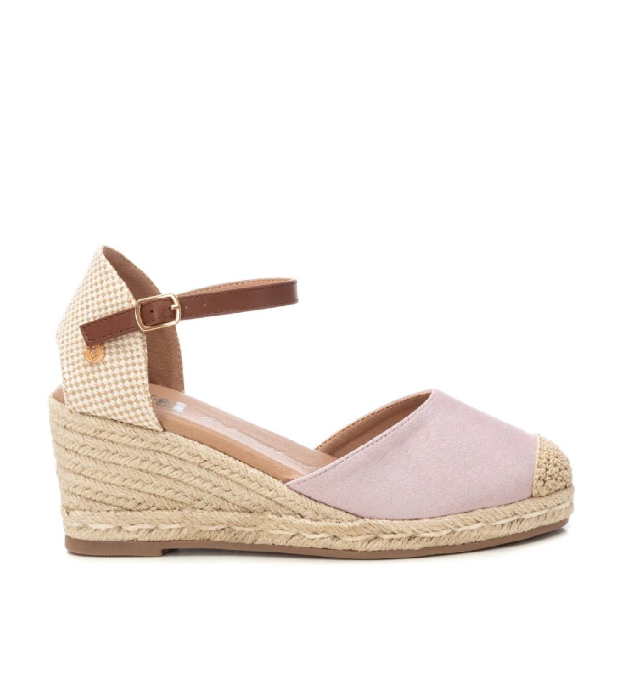 Xti für Damen. 14074619-LILA 140746 Fliederfarbene Ledersandalen (41), 5 bis 8 cm, Wildleder, Schnalle, Lässig