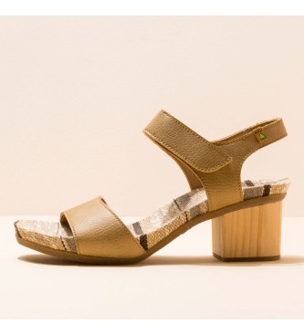 EL NATURALISTA para mujer. Sandaliasde piel Path Camel Deba beige -Al