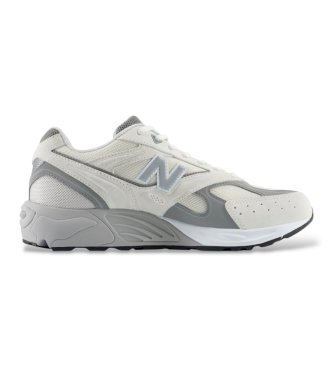 New Balance unisex Zapatillas de piel 880R beige (04 D=36)