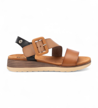 Refresh para mulher. 17284402-CAMEL Sandálias 172844 castanhas (35), Marrom, 3 a 5cm, Fivela, Casual
