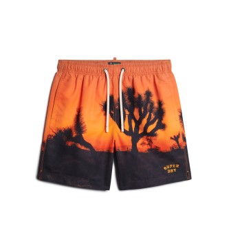 Superdry para hombre. M3010233A Bañador con estampado fotográfico en material reciclado naranja (L), Beachwear, Sostenible, Poliéster recicl