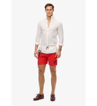 Superdry para hombre. M3010249A Bañador de 43,2 cm con logotipo náutico rojo (S), Beachwear, Poliéster Reciclado, Sostenible 4