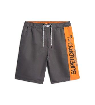 Superdry para hombre. M3010229A Bañador deportivo confeccionado en material reciclado gris (M), Beachwear, Sostenible, Poliéster reciclado