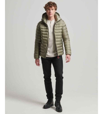 Superdry para hombre. M5011821A Chaqueta Acolchada Fuji Sport verde (S), Casual, Sostenible, Nylon reciclado