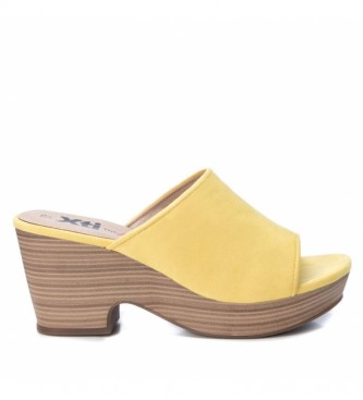 Xti para mujer. Sandalias 049998 amarillo -Altura tacón: 7cm- Xti para mujer. Sandalias 049998 amarillo -Altura tacón: 7cm-