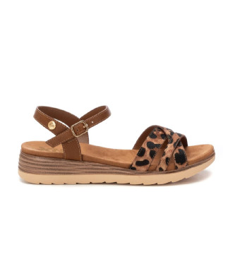 Xti för kvinnor. 14459301-CAMEL Sandaler 144593 brun (37), 1 till 3 cm, Spänne, Casual, Djurmönster